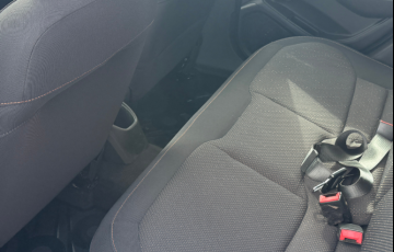 Chevrolet Onix 1.0 LT (Flex) - Foto #6