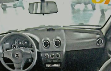 Chevrolet Prisma 1.4 MPFi Maxx 8v - Foto #8