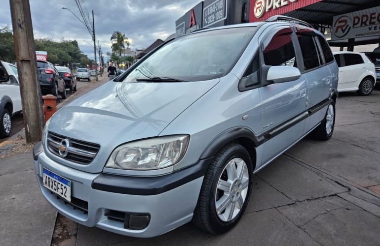 Chevrolet Zafira Elegance 2.0 (Flex) (Aut) - Foto #1
