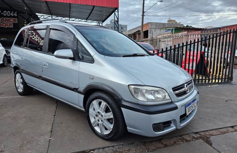 Chevrolet Zafira Elegance 2.0 (Flex) (Aut) - Foto #9