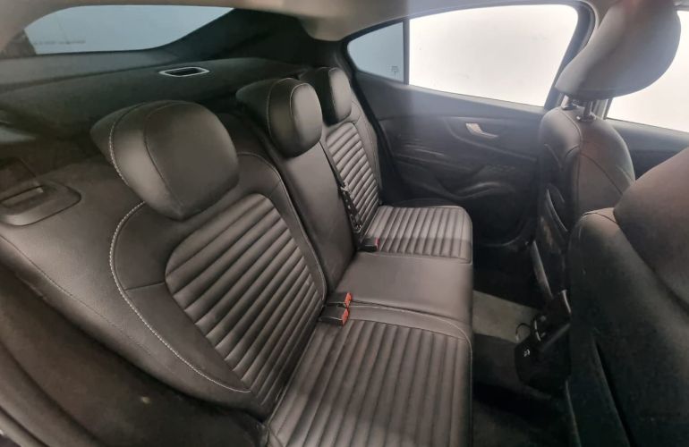Fiat Fastback 1.0 Turbo 200 Audace - Foto #10