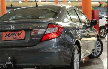 Honda Civic 2.0 LXR 16v - Foto #10