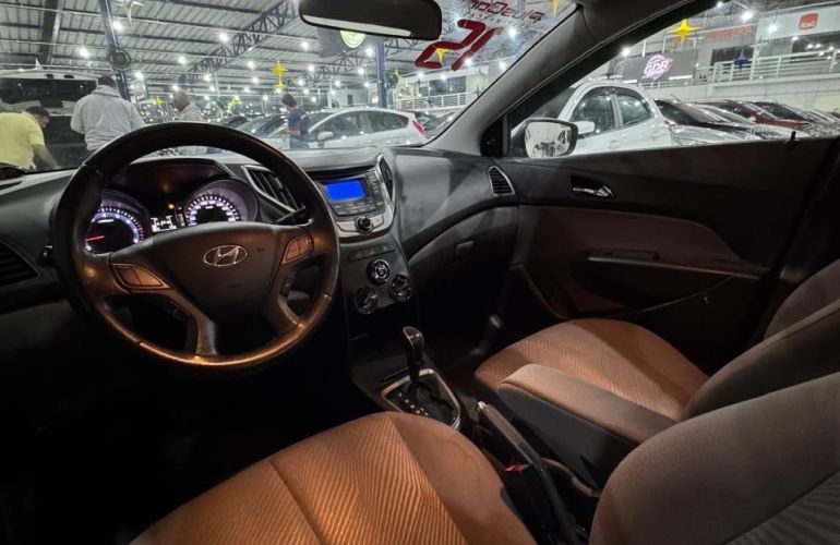 Hyundai Hb20s 1.6 Comfort Plus 16v - Foto #7