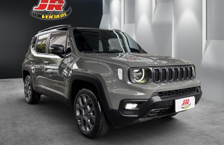 Jeep Renegade 1.3 T270 Turbo S 4x4 - Foto #2
