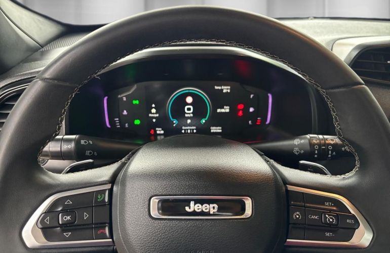 Jeep Renegade 1.3 T270 Turbo S 4x4 - Foto #7