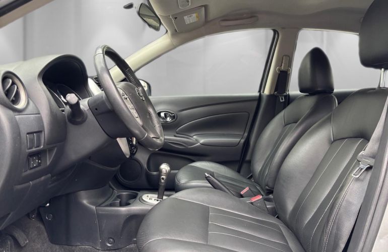 Nissan Versa 1.6 SL 16v - Foto #8