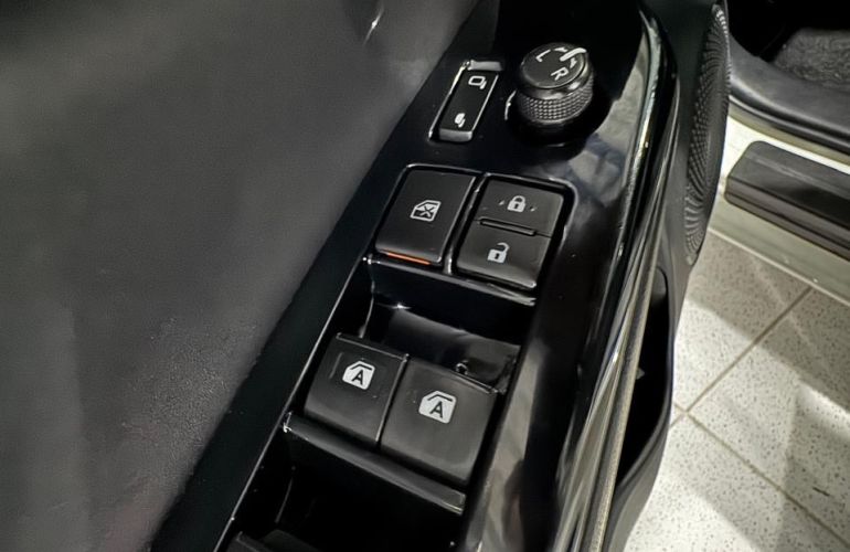 Toyota Yaris 1.5 16V Xls Multidrive - Foto #9