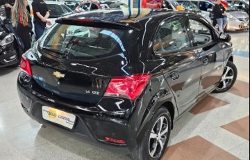 Chevrolet Onix 1.4 MPFi LTZ 8v - Foto #3