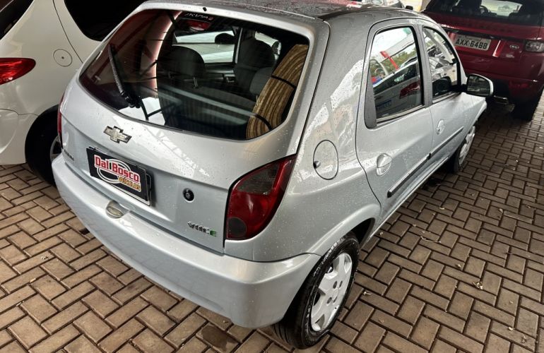 Chevrolet Celta LT 1.0 (Flex) - Foto #4