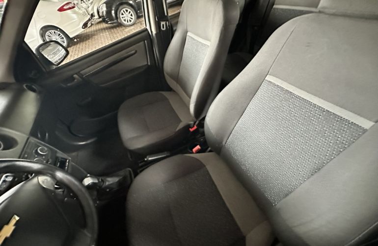 Chevrolet Celta LT 1.0 (Flex) - Foto #5
