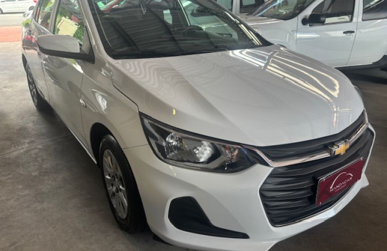 Chevrolet Onix Plus 1.0 LT - Foto #1
