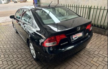 Honda Civic LXS 1.8 i-VTEC (Flex) - Foto #4