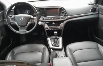 Hyundai Elantra 2.0 16v - Foto #2