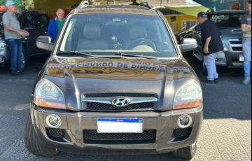 Hyundai Tucson 2.0 GL 2WD 16v - Foto #3
