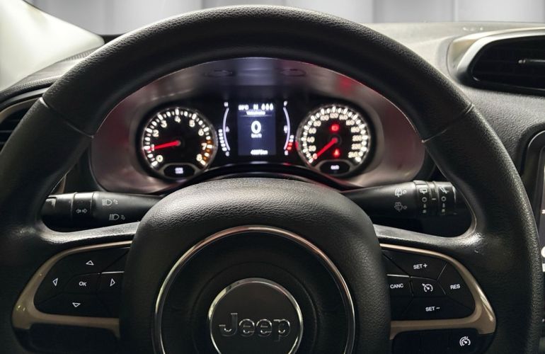 Jeep Renegade 1.8 16v - Foto #8