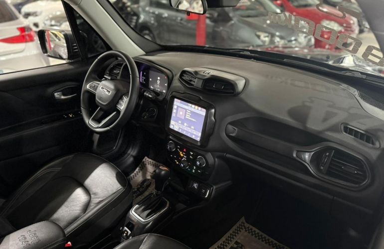 Jeep Renegade 1.3 T270 Turbo Longitude - Foto #10
