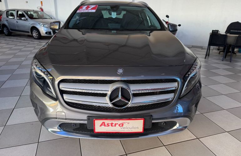 Mercedes-Benz GLA 200 Advance - Foto #7