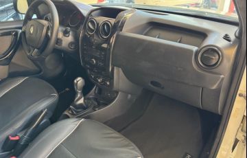 Renault Duster Oroch 2.0 16V Dynamique (Aut) (Flex) - Foto #4