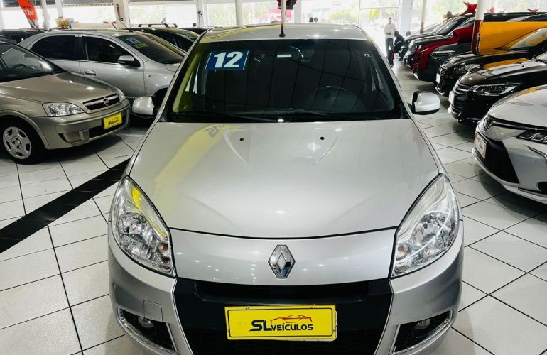 Renault Sandero 1.6 Privilege 16v - Foto #2