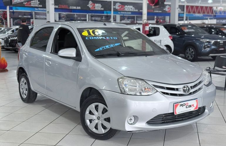 Toyota Etios 1.3 X 16v - Foto #1