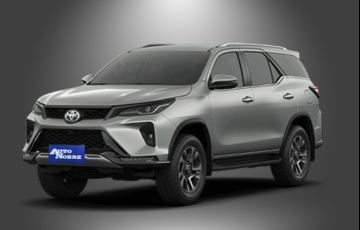 Toyota Hilux Sw4 2.8 D-4d Turbo Srx Platinum 4x4 - Foto #2