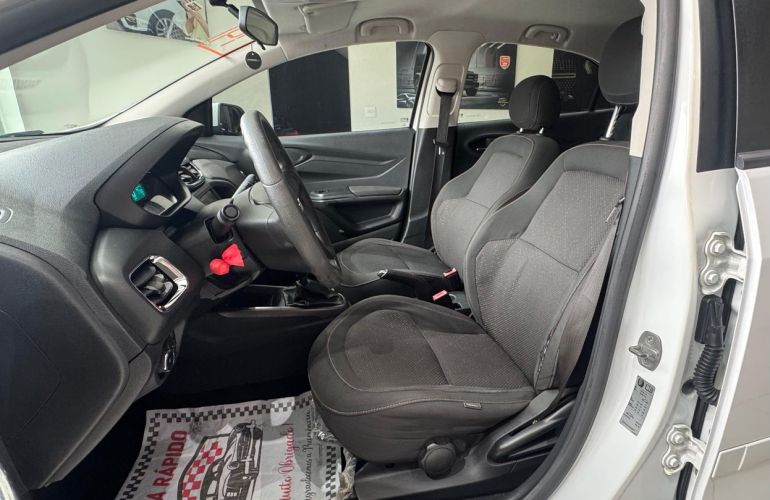 Chevrolet Onix 1.4 MPFi LTZ 8v - Foto #6