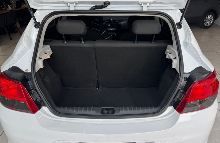 Chevrolet Onix 1.4 MPFi LTZ 8v - Foto #9