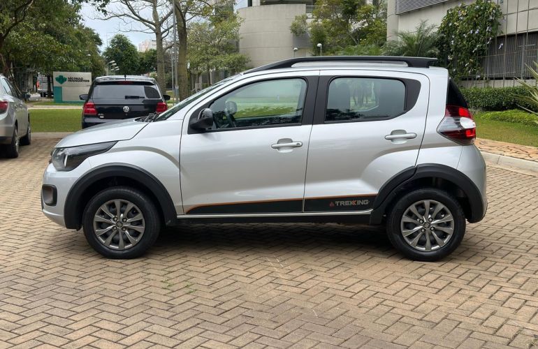 Fiat Mobi 1.0 Evo Trekking - Foto #2