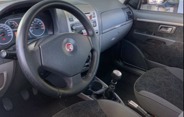 Fiat Siena Essence 1.6 16V (Flex) - Foto #3