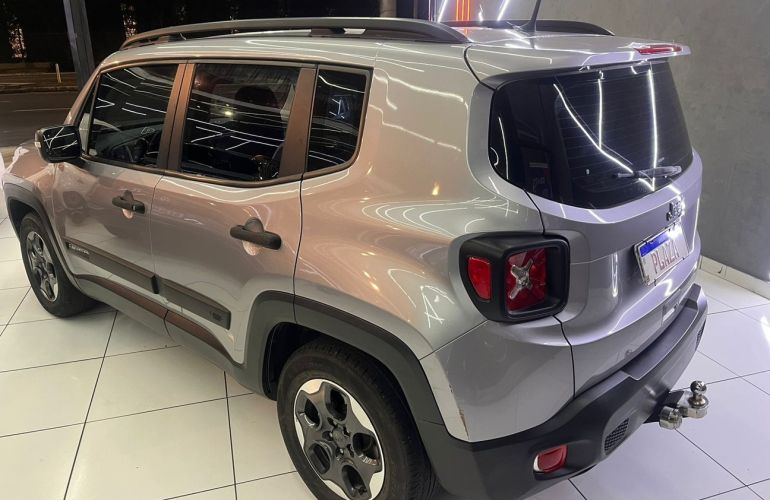 Jeep Renegade 1.8 16v - Foto #7