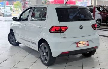 Volkswagen Fox 1.6 Msi Total Connect - Foto #4