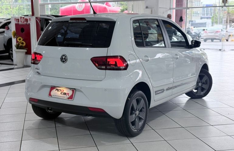 Volkswagen Fox 1.6 Msi Total Connect - Foto #5