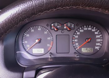 Volkswagen Golf Comfortline 2.0 - Foto #4