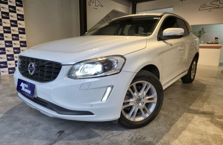 Volvo Xc60 2.0 T5 Momentum - Foto #3