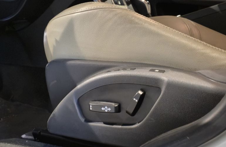 Volvo Xc60 2.0 T5 Momentum - Foto #5
