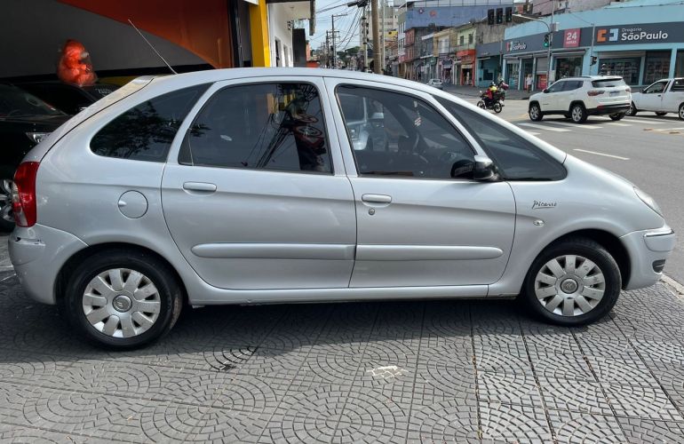 Citroën Xsara Picasso 2.0 I Exclusive 16v - Foto #4