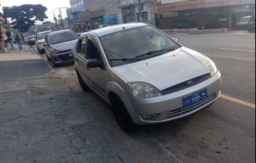 Ford Fiesta 1.6 MPi Sedan 8v - Foto #10