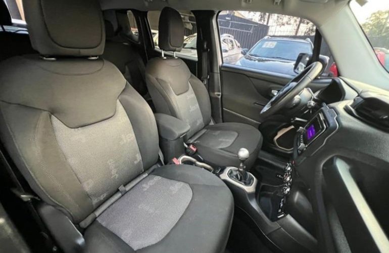 Jeep Renegade 1.8 16V Sport - Foto #9