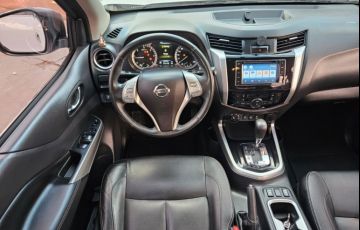 Nissan Frontier 2.3 CD LE 4x4 (Aut) - Foto #8
