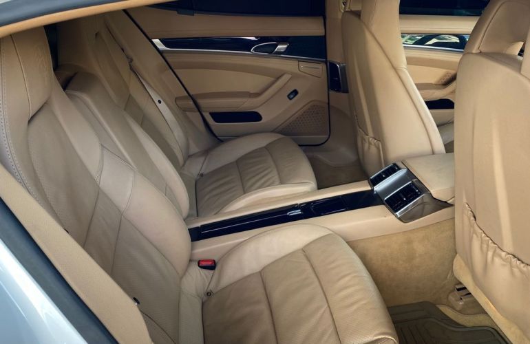 Porsche Panamera 4.8 4s V8 - Foto #8