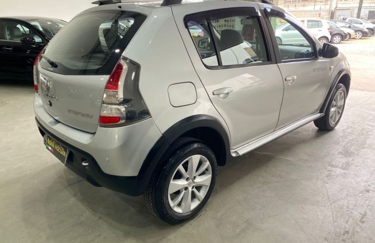 Renault Sandero 1.6 Stepway 16V Flex 4p Manual - Foto #2