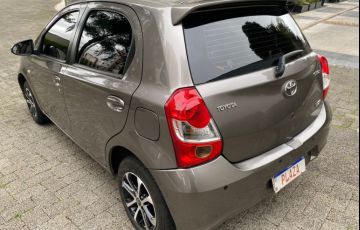 Toyota Etios 1.5 Xs 16v - Foto #8