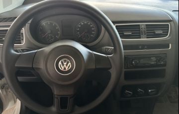 Volkswagen Fox 1.0 8V (Flex) 4p - Foto #8