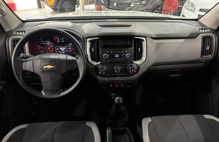 Chevrolet S10 2.8 16V Turbo LS CD 4x4 - Foto #9