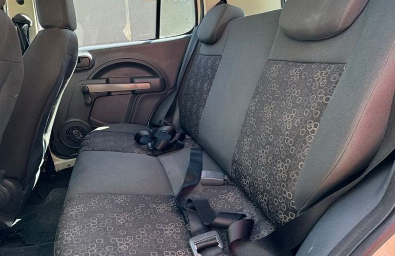 Fiat Uno 1.0 Evo Vivace 8v - Foto #9