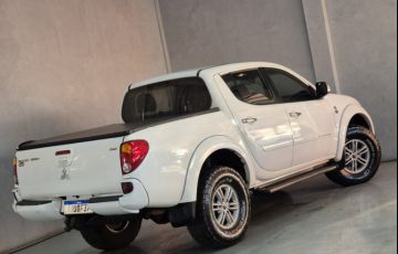 Mitsubishi L 200 Triton HPE 4x4 3.2 (aut) (cab. dupla) - Foto #5