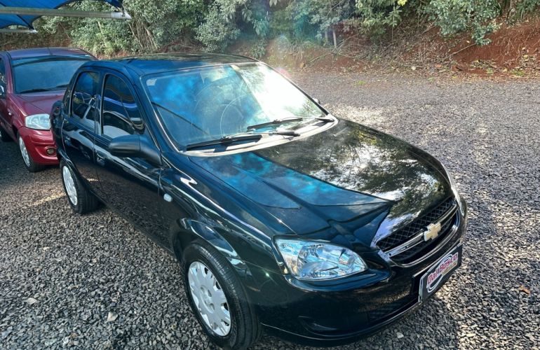 Chevrolet Classic LS 1.0 VHCE (Flex) - Foto #2