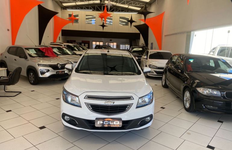 Chevrolet Onix 1.4 MPFi LTZ 8v - Foto #1