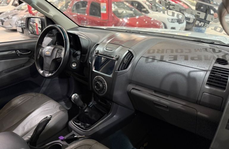 Chevrolet S10 2.4 MPFi LTZ 4x2 CD 8v - Foto #8