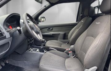 Fiat Strada 1.4 MPi Freedom CS 8v - Foto #5
